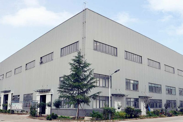 寶雞巨偉鈦業(yè)主營(yíng)產(chǎn)品有鈦合金鍛件,鈦合金棒,鈦合金加工件,鈦合金異形件,鈦靶,鉻靶,鋯靶,3D打印制粉鈦棒,鈦合金餅,鈦合金法蘭,鈦環(huán),鈦合金螺絲,鈦合金管,鈦合金方塊,TC4鈦合金鍛件,TC11鈦合金鍛件,TA15鈦合金鍛件,TC4鈦合金棒,TC11鈦合金棒,TC4鈦合金加工件,TA2鈦合金加工件,TC4鈦合金異形件,TA2鈦合金異形件,鈦靶材,鉻靶材,鋯靶材,TC4 3D打印制粉鈦棒,TA1 3D打印制粉鈦棒,TC4鈦合金餅,TC11鈦合金餅,TA15鈦合金餅,TC4鈦法蘭,TC11鈦法蘭,TA2鈦法蘭,TC4鈦合金環(huán),TC11鈦合金環(huán),TA15鈦合金環(huán),TC4鈦合金螺絲,TA2鈦合金螺絲,TC11鈦合金管,TA15鈦合金管,TC11鈦合金方塊,TC4鈦合金方塊,TA2鈦合金方塊,規(guī)格齊全，庫(kù)存充足